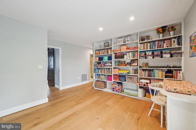 92 BERRYWOOD DR, Severna Park, MD 21146