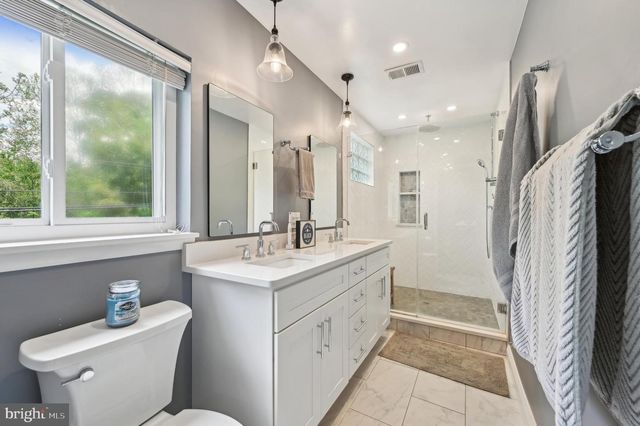 92 BERRYWOOD DR, Severna Park, MD 21146