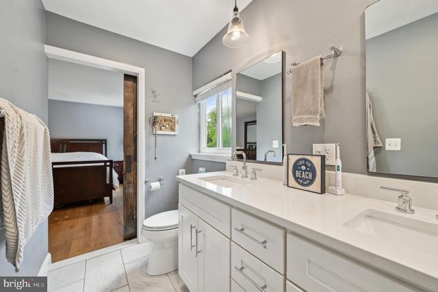 92 BERRYWOOD DR, Severna Park, MD 21146