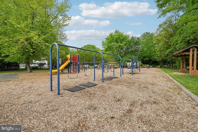 92 BERRYWOOD DR, Severna Park, MD 21146