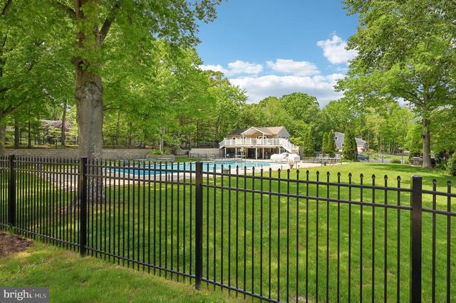 92 BERRYWOOD DR, Severna Park, MD 21146