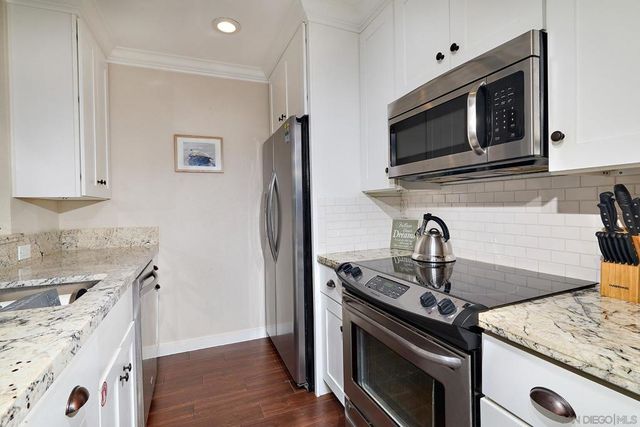 999 N Pacific St. G11, Oceanside, CA 92054