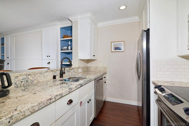 999 N Pacific St. G11, Oceanside, CA 92054