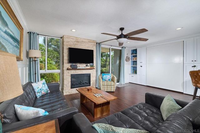 999 N Pacific St. G11, Oceanside, CA 92054