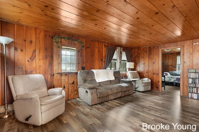 17288 W Spring Lake Road, Spring Lake, MI 49456