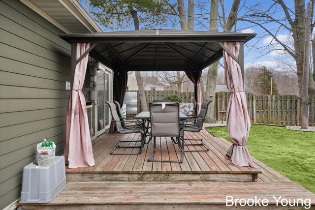 17288 W Spring Lake Road, Spring Lake, MI 49456