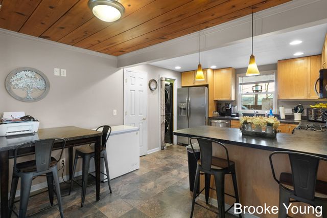 17288 W Spring Lake Road, Spring Lake, MI 49456