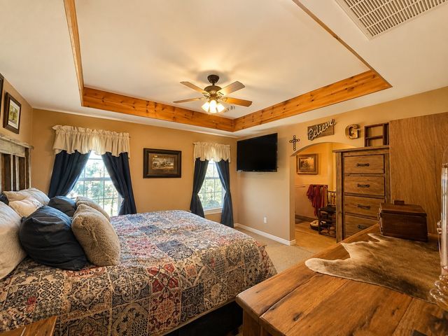 2200 Creechville Road, Ennis, TX 75119