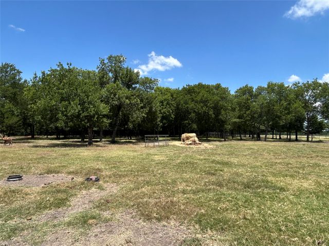 2200 Creechville Road, Ennis, TX 75119
