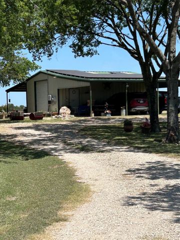 2200 Creechville Road, Ennis, TX 75119