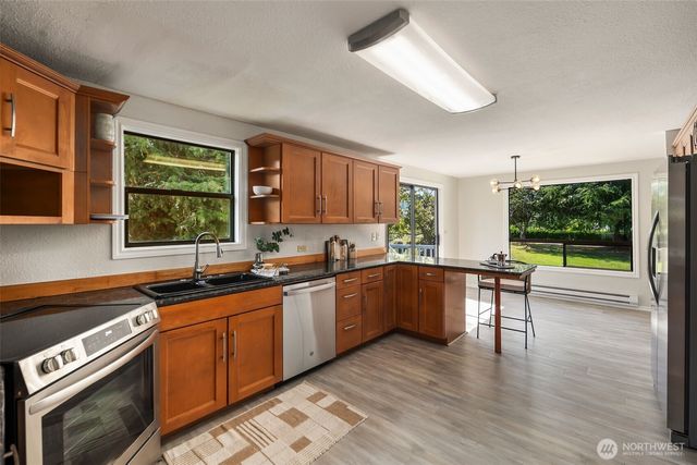 5400 Crestview Loop NE, Olympia, WA 98516