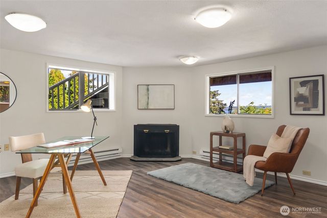 5400 Crestview Loop NE, Olympia, WA 98516