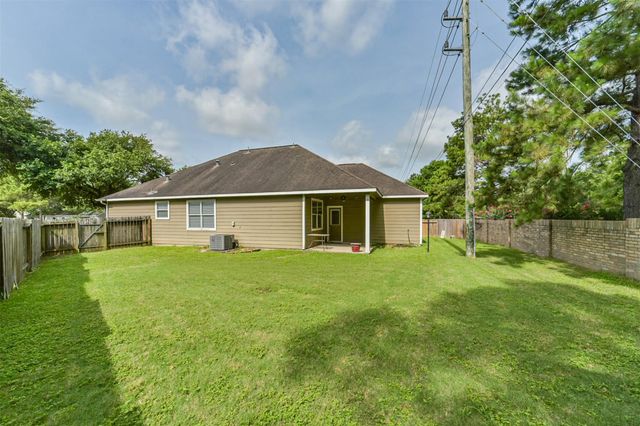 12855 Whistling Springs Drive, Humble, TX 77346