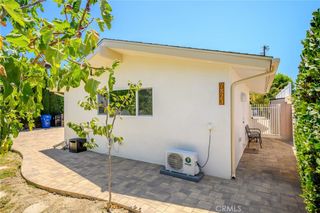 7823 Ampere, North Hollywood, CA 91605