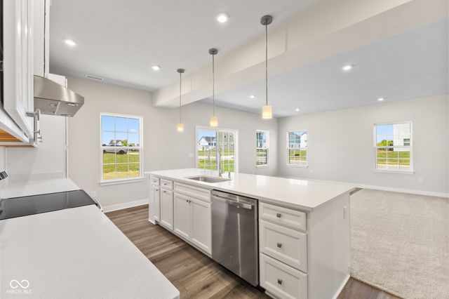 326 McNair Road, Whiteland, IN 46184