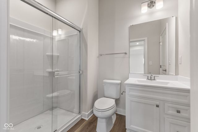 326 McNair Road, Whiteland, IN 46184