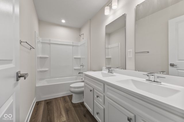 326 McNair Road, Whiteland, IN 46184