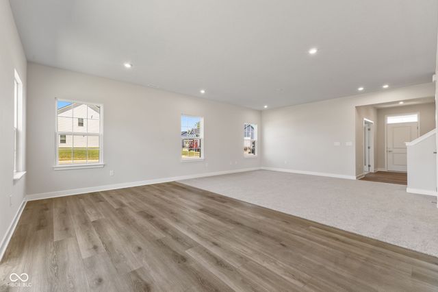 326 McNair Road, Whiteland, IN 46184