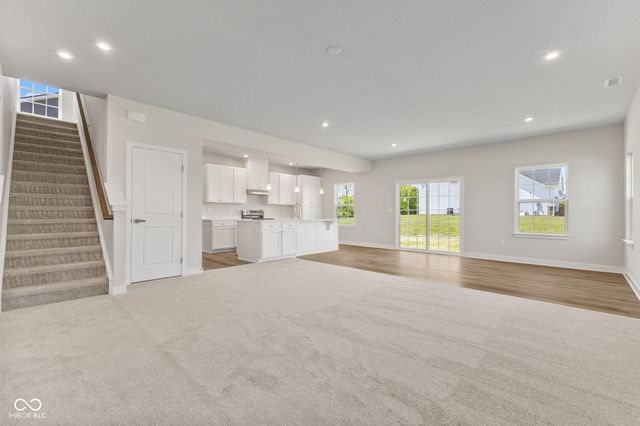 326 McNair Road, Whiteland, IN 46184
