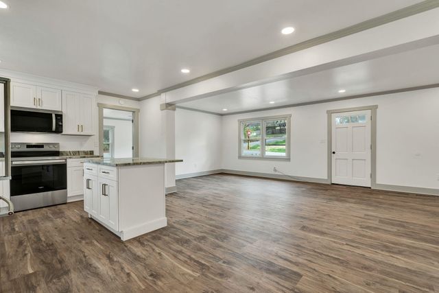 1795 Highland Avenue NW, Cleveland, TN 37311