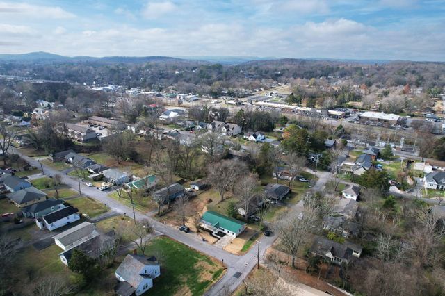 1795 Highland Avenue NW, Cleveland, TN 37311