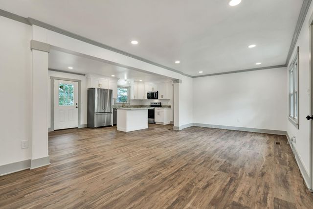 1795 Highland Avenue NW, Cleveland, TN 37311