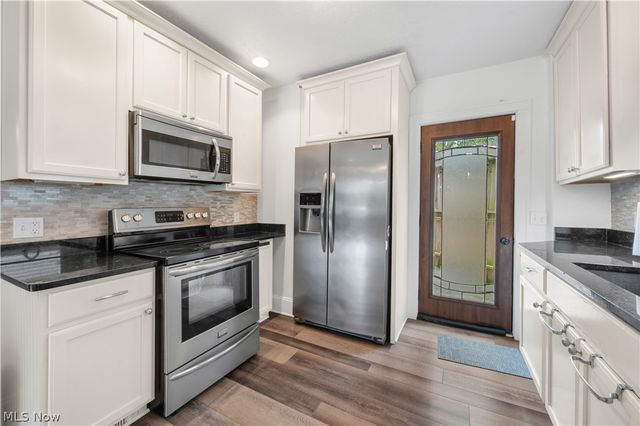 371 Merriman Road, Akron, OH 44303