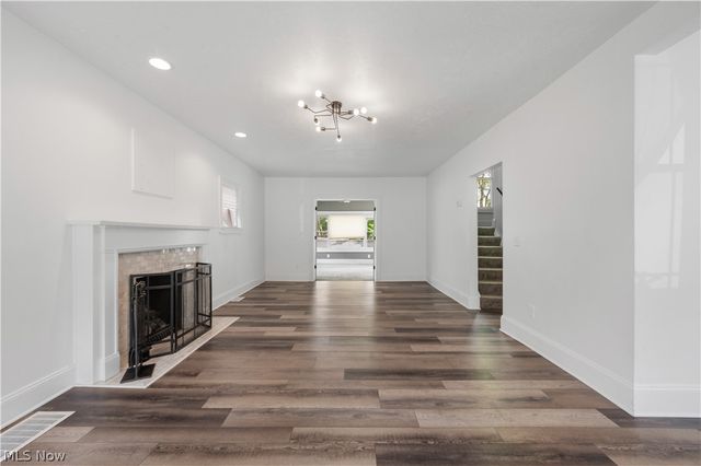 371 Merriman Road, Akron, OH 44303
