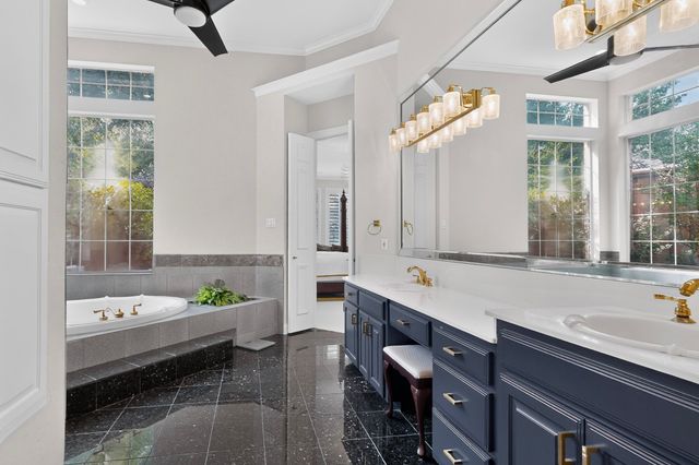 4536 Briar Oaks Circle, Dallas, TX 75287