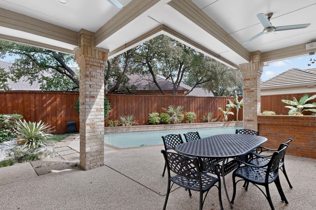 4536 Briar Oaks Circle, Dallas, TX 75287