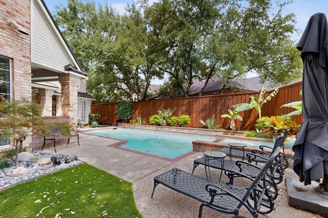4536 Briar Oaks Circle, Dallas, TX 75287