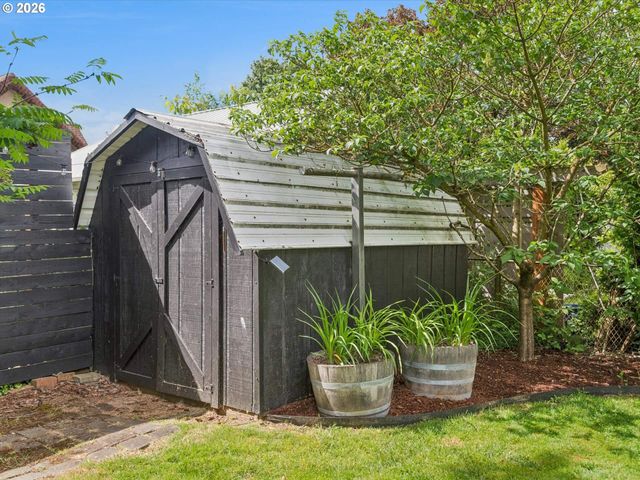 6435 N VILLARD Ave, Portland, OR 97217