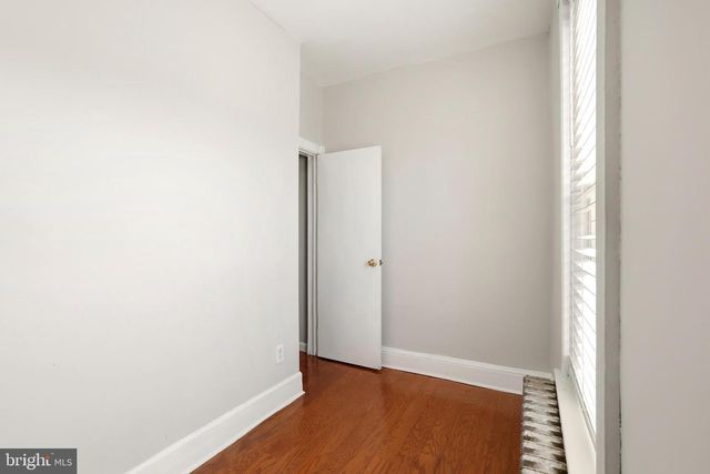 2516 S BEULAH ST, Philadelphia, PA 19148