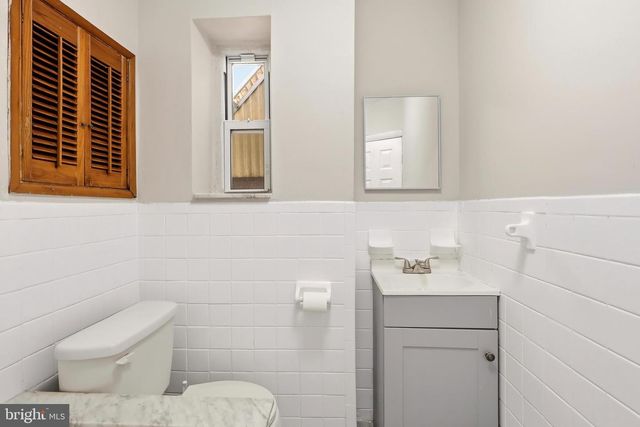 2516 S BEULAH ST, Philadelphia, PA 19148