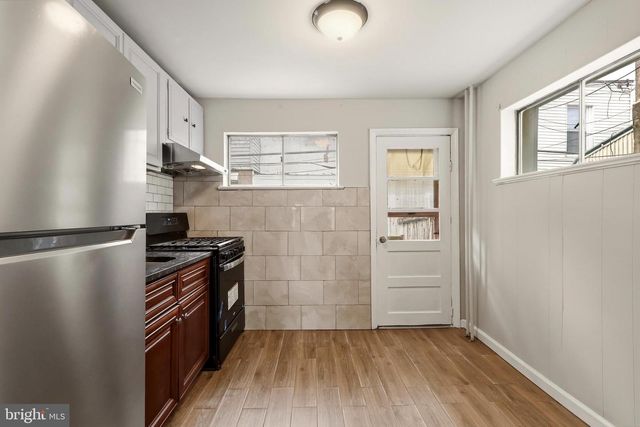 2516 S BEULAH ST, Philadelphia, PA 19148