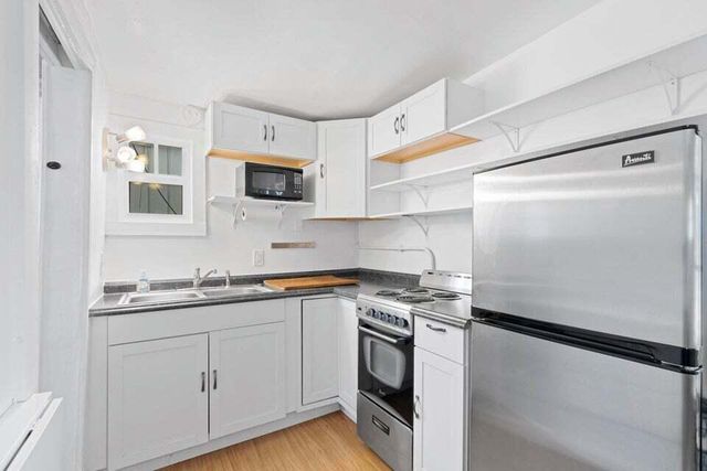 221 N Ocean Breeze, Lake Worth Beach, FL 33460