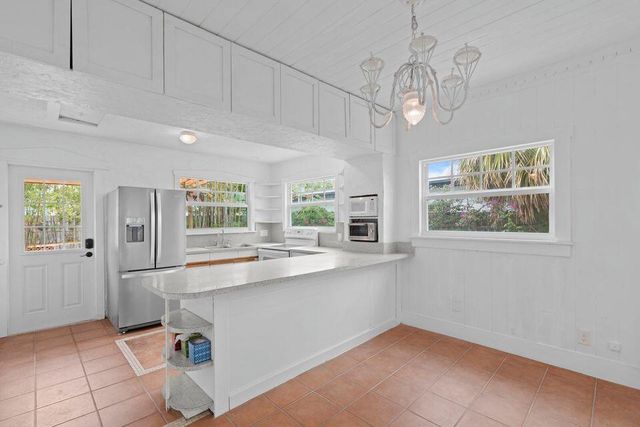221 N Ocean Breeze, Lake Worth Beach, FL 33460