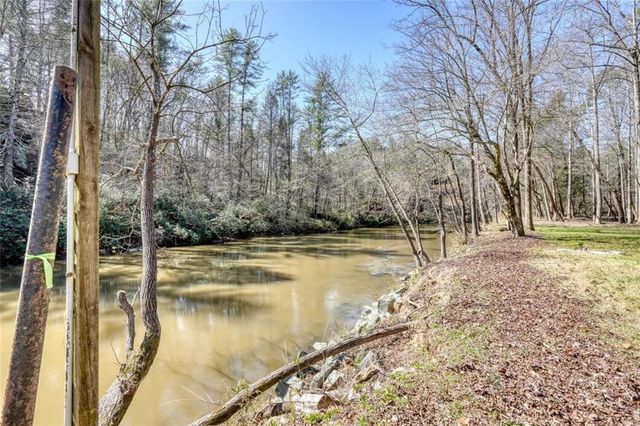 22 Noel Lane, Ellijay, GA 30540