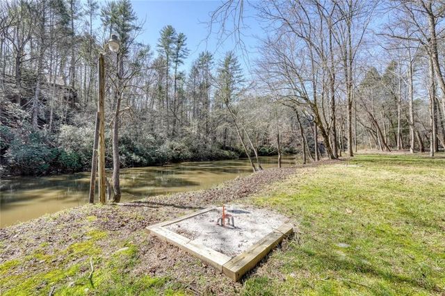 22 Noel Lane, Ellijay, GA 30540