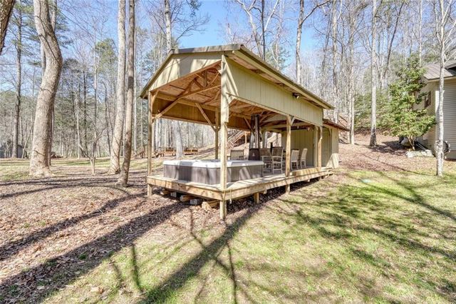 22 Noel Lane, Ellijay, GA 30540