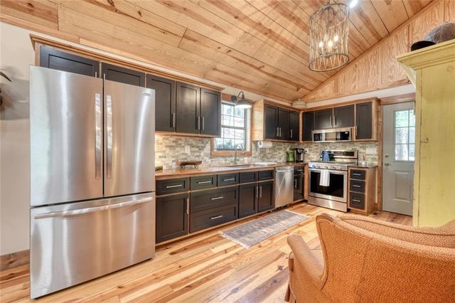 22 Noel Lane, Ellijay, GA 30540