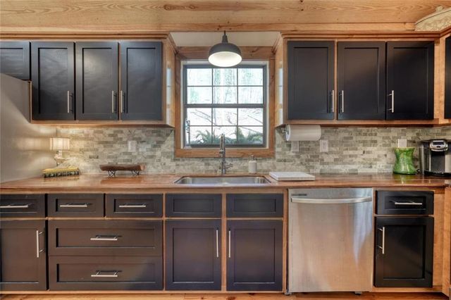 22 Noel Lane, Ellijay, GA 30540