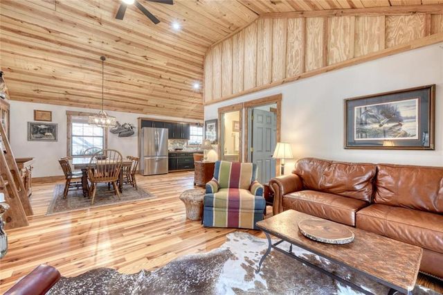 22 Noel Lane, Ellijay, GA 30540