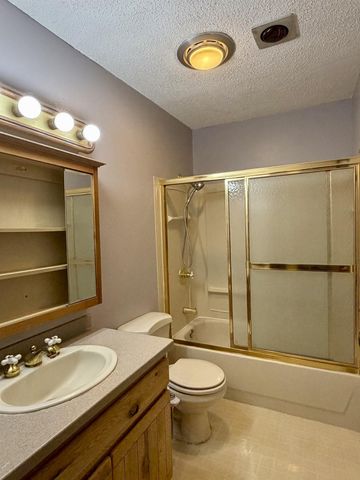 720 WAVES ROAD, Fairbanks, AK 99709