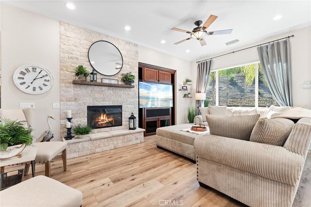 24217 Fawnskin, Corona, CA 92883