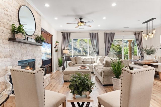 24217 Fawnskin, Corona, CA 92883