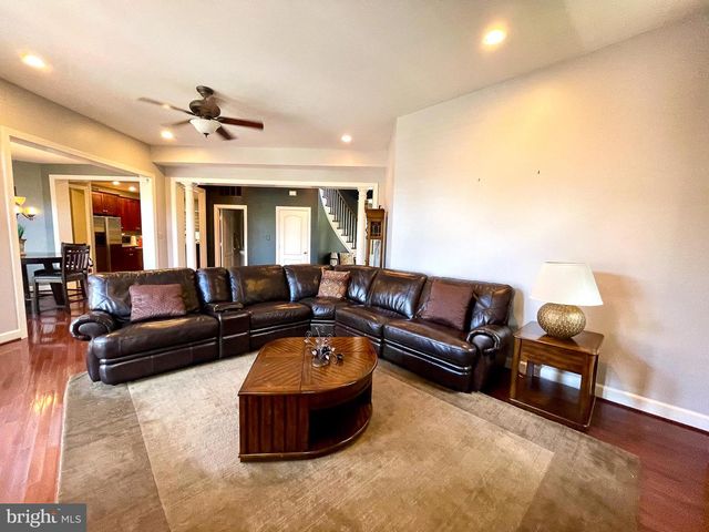 22995 LOIS LN, Brambleton, VA 20148