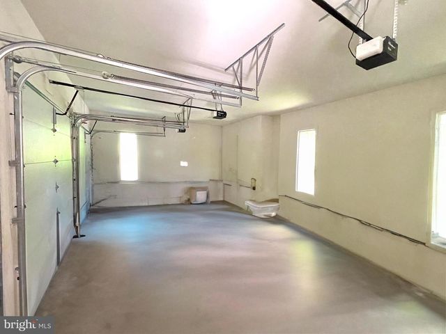 22995 LOIS LN, Brambleton, VA 20148