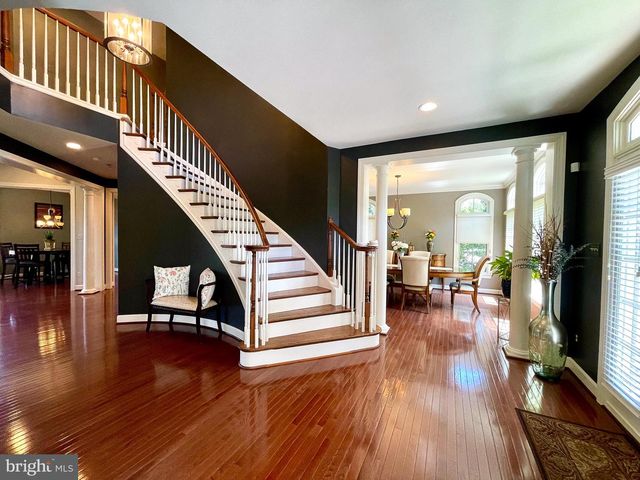 22995 LOIS LN, Brambleton, VA 20148