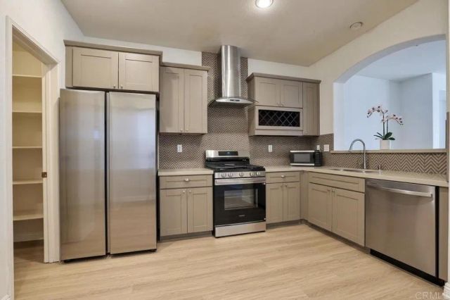6303 Avenida De Las Vistas 3, San Diego, CA 92154